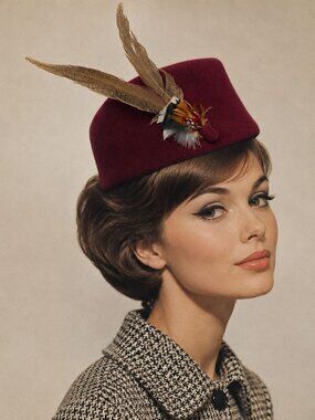 Makins Vintage Burgundy Wool Hat Feather Accent Classic Pillbox Style NEW
